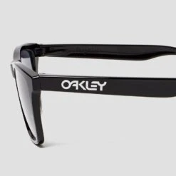 Oakley Frogskins ™ Sunglasses 6 Oakley Frogskins ™ Sunglasses -Fashionable Men's Clothing Store go 296427 c