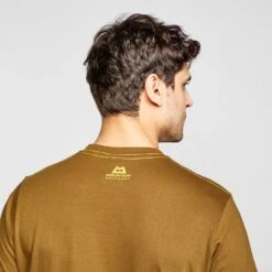 Mountain Equipment Men's Hex Logo T-Shirt -Fashionable Men's Clothing Store go 376588 e