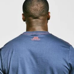 Mountain Equipment Men's Mountain Block Letter T-shirt -Fashionable Men's Clothing Store go 409477 e