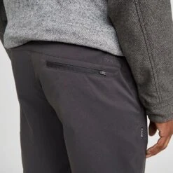 Craghoppers Men’s Kiwi Pro ECO Shorts -Fashionable Men's Clothing Store go 521167 e